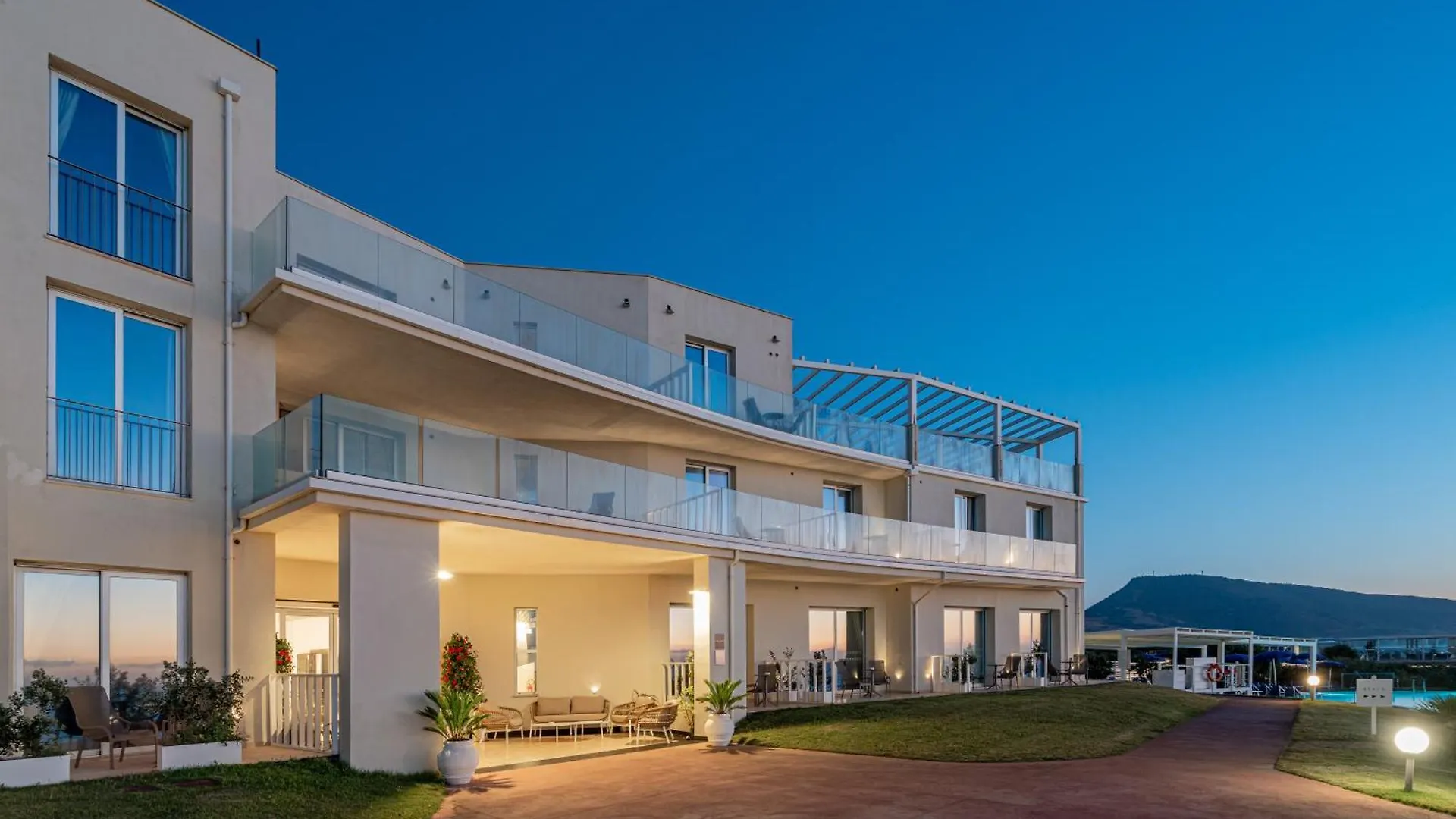 Hotel Casteldoria Mare Valledoria  4*, Valledoria (Sardinia)